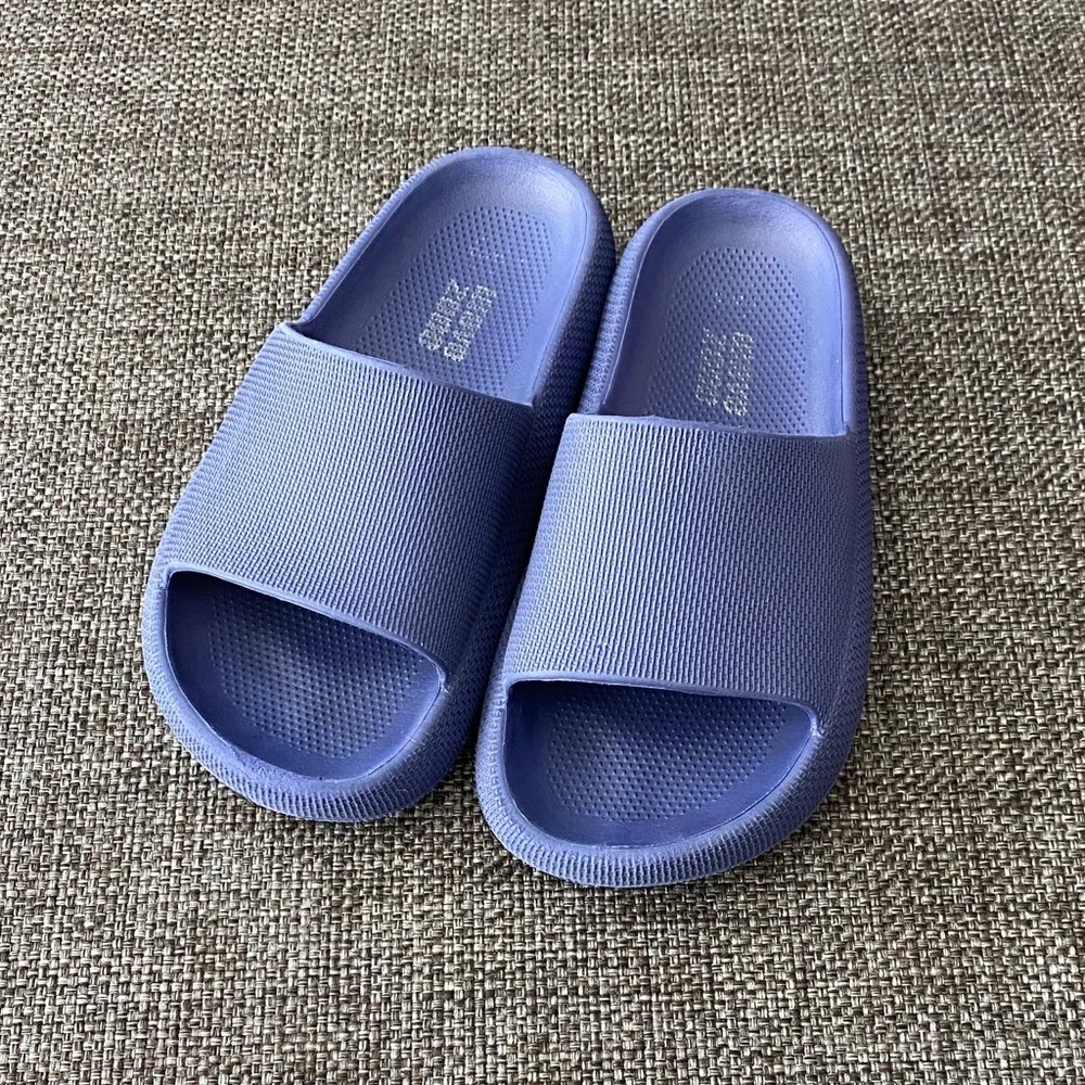 ⭐️ Kids Capelli New York Wave Zone Navy Cloud Slides Sandals, Little Kids 12